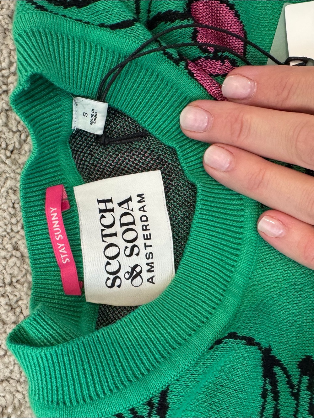 Scotch & Soda Green Crewneck Sweater with Pink Fruit Motif - Picture 4 of 4